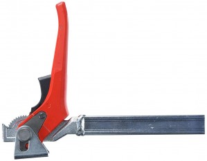 BESSEY Gleitbügel komplett mit Hebelgriff
für TWV28 Ausladung 40-175 mm/Schiene 28x11 mm