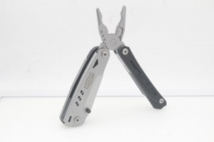 BESSEY Multi-Tool mit Zange & Schere
