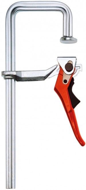 BESSEY Hebelzwinge in U-Form GU25-12-6H
Spannweite 250 mm/Ausladung 120 mm/Gesamtlänge 380 mm